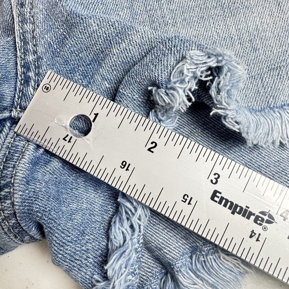 Gap Denim Shorts Mid Rise Blue Frayed Raw Hem Distressed Size 27 Summer Casual - Picture 14 of 14